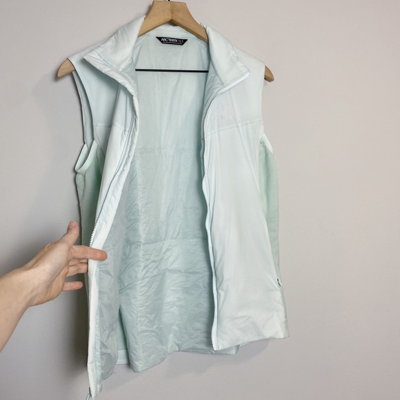 Arcteryx Atom LT Vest in Dew Drop - Picture 7 of 14